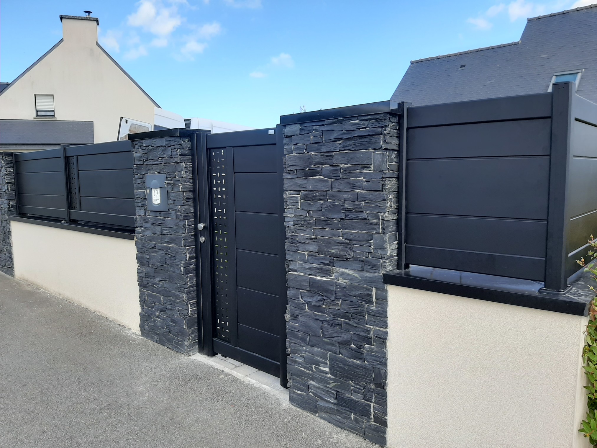 Installation Portail Coulissant Motoris Portillon Cl Tures En